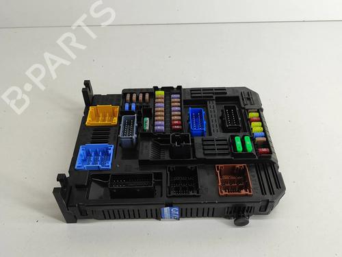 Used Fuse box PEUGEOT 2008 II (UD_, US_, UY_, UJ_, UR_, UC_) e-2008 (UKZKXZ) (136 hp) 27778946