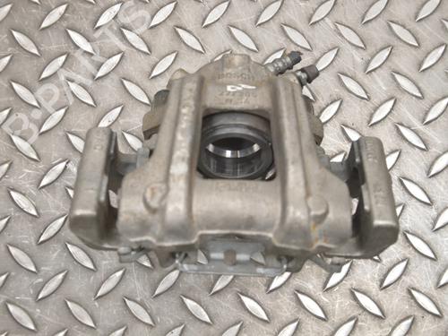 Used Right front brake caliper Right front brake caliper BMW 7 (G11, G12) M 760 i, Li xDrive (610 hp) 33340785 33340785