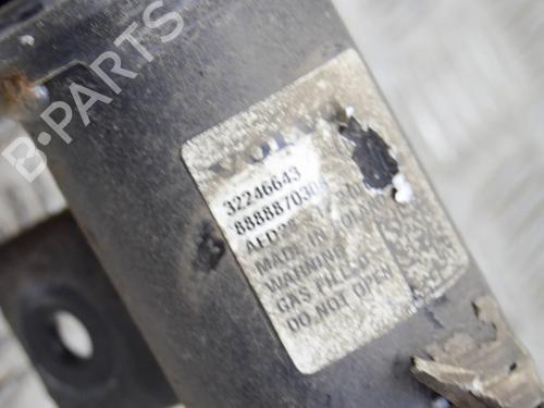 Venstre fortil støddæmper VOLVO XC40 (536) T3 | BP29007358M16