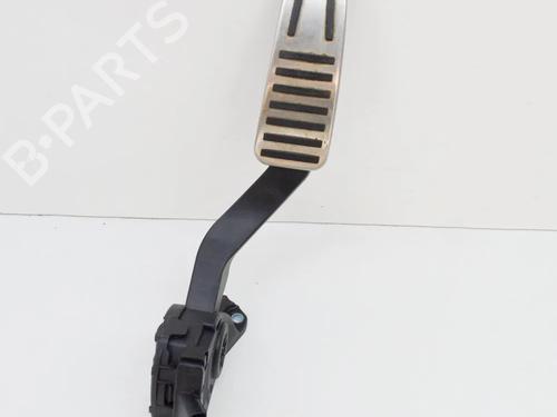 pedal-maserati-quattroporte-vi-30-s-q4-6pv933966-04861714ae-2012-12125158 main image