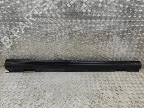 Used Right sideskirt MERCEDES-BENZ CLA Coupe (C117) CLA 180 (117.342) (122 hp) 29227035
