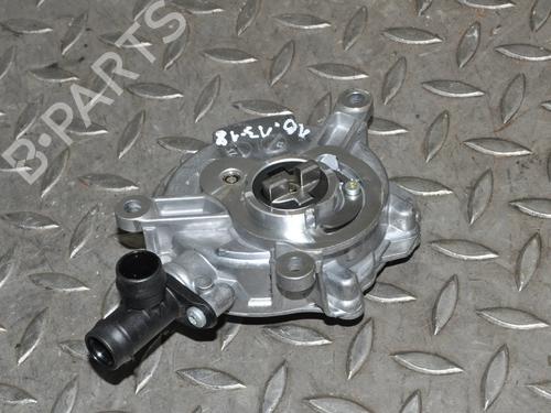 Used Vacuum pump Vacuum pump LAND ROVER RANGE ROVER IV (L405) 4.4 SDV8 4x4 (340 hp) 30894139 30894139