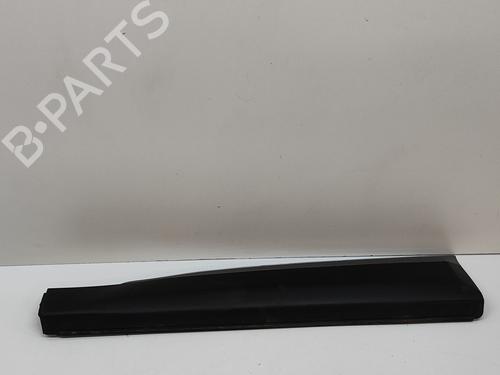 Door moulding trim PEUGEOT 2008 II (UD_, US_, UY_, UJ_, UR_, UC_) e-2008 (UKZKWZ) | BP27790454C150 