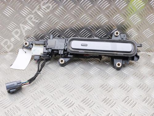 Used Front left exterior door handle Front left exterior door handle 39409516 39409516