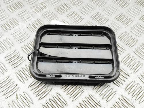 Grill MERCEDES-BENZ A-CLASS Saloon (V177) A 250 e (177.185) (218 hp) 31763010