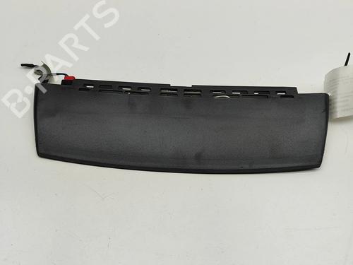 third-brake-light-audi-a3-limousine-8vs-8vm-2013-2014-2015-2016-2017-2018-2019-2020-2021-27289935 main image