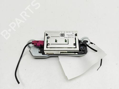 base-antenna-mercedes-benz-glb-x247-2019-32191623 main image