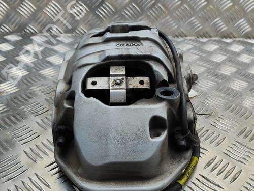 Left front brake caliper PORSCHE MACAN (95B) 3.0 S Diesel | BP28547479M105