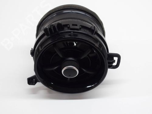 Used Air vent TOYOTA YARIS (_P13_) 1.5 Hybrid (NHP130_) (101 hp) 14640099
