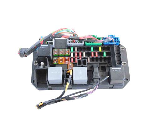 Used Fuse box JAGUAR XJ (X351) 3.0 SDV6 (275 hp) 30254381