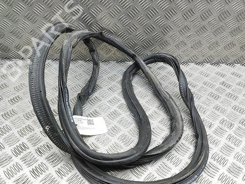 rubber-door-seal-skoda-enyaq-iv-suv-5az-2020-33378769 main image