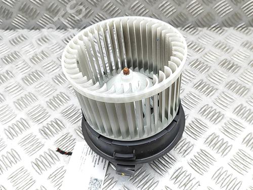 Ventola Interna stufa abitacolo PEUGEOT 2008 II (UD_, US_, UY_, UJ_, UR_, UC_) e-2008 (UKZKXZ) (136 hp) 30196535