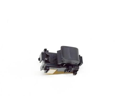 Used Left front window switch Left front window switch TOYOTA YARIS (_P13_) 1.5 Hybrid (NHP130_) (101 hp) 8145071 8145071