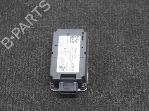 Módulo eletrónico TESLA MODEL 3 (5YJ3) EV AWD | BP27748358M83