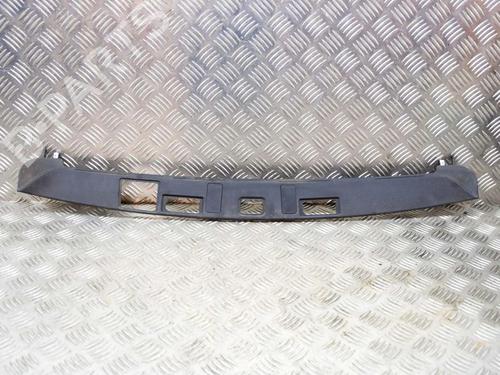 Used Tailgate trim Tailgate trim LAND ROVER RANGE ROVER VELAR (L560) 2.0 D180 TD4 4x4 (180 hp) 14632963 14632963
