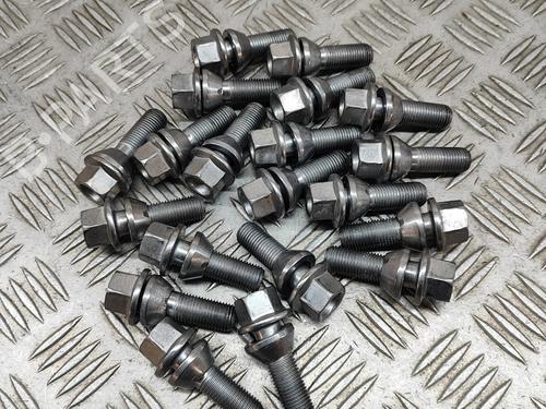 Andre VOLVO XC40 (536) B3 Mild-Hybrid | BP28555747O1