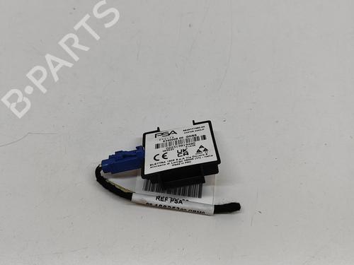 Used Antenna/Base Antenna/Base PEUGEOT 5008 II (MC_, MJ_, MR_, M4_) 1.5 BlueHDi 130 (MCYHZJ, MCYHZR, MCYHZX) (131 hp) 33373654 33373654