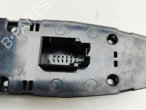 Right front window switch BMW 8 Gran Coupe (G16, F93) 840 i | BP33825622I26 - Image 6