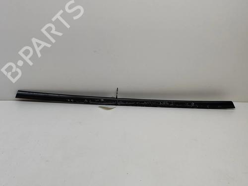 Dørliste Dørliste TESLA MODEL Y (5YJY) EV Performance All-wheel Drive (534 hp) 33362938 33362938