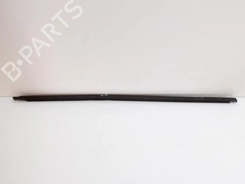 door-moulding-trim-vw-golf-viii-cd1-da1-2019-27752243 main image