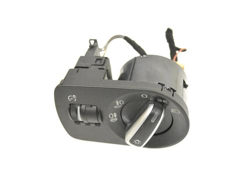 Used Electronic module AUDI A1 (8X1, 8XK) 1.4 TFSI (185 hp) 30215409