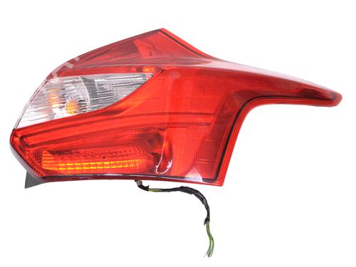 Used Right taillight FORD FOCUS III 1.0 EcoBoost (100 hp) 30234995