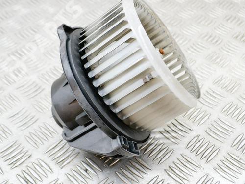 Ventilator motor LAND ROVER RANGE ROVER SPORT I (L320) 2.7 D 4x4 | BP10070512M62 