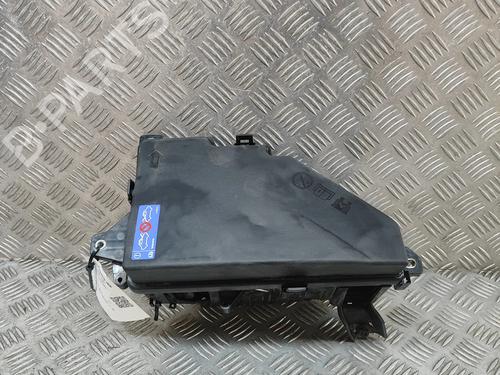Used Fuse box VOLVO V90 II Estate (235) T8 Plug-in Hybrid Polestar AWD (317 hp) 28554559