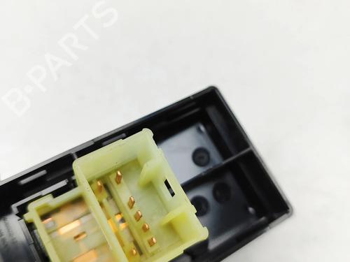 Right rear window switch KIA XCEED (CD) 1.6 CRDi 136 | BP33661758I28  - Image 6