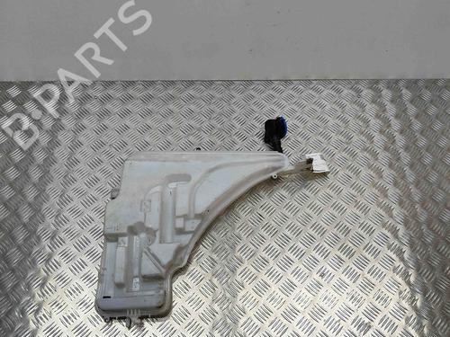 Used Windscreen washer tank BMW 7 (G11, G12) 730 d, Ld (265 hp) 19500866