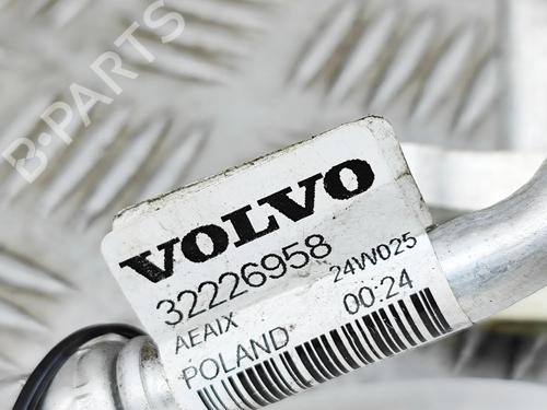 AC pipe VOLVO C40 (539) Recharge AWD | BP39511388M126 - Image 6