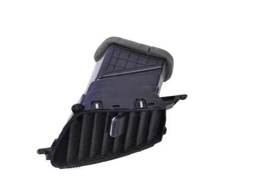 Used Air vent SSANGYONG TIVOLI 1.6 (128 hp) 30229944