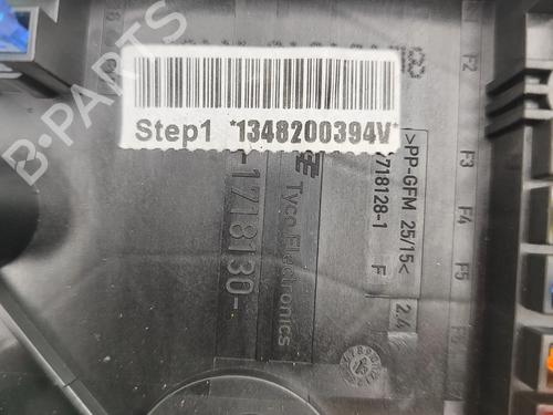 Fuse box VW SCIROCCO III (137, 138) 2.0 TDI | BP32459136E1 