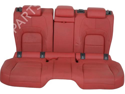 rear-seat-jaguar-f-pace-x761-2015-33367770 main image