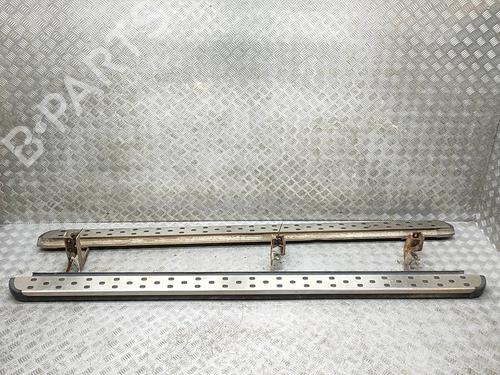 right-sideskirt-isuzu-d-max-ii-tfr-tfs-2012-38960126 main image