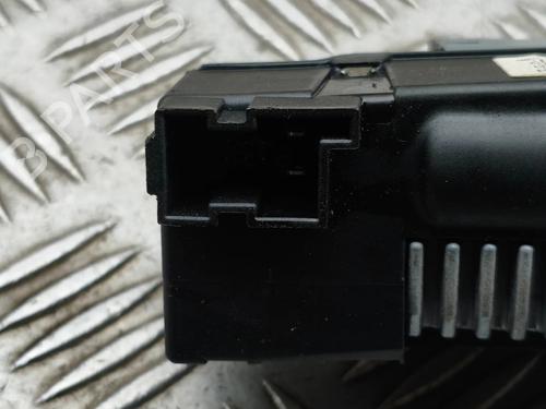 Electronic module AUDI Q5 (8RB) 2.0 TDI quattro | BP39619647M83 - Image 4