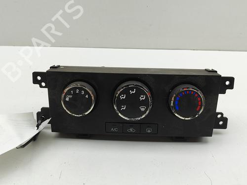 Used Climate control CHEVROLET CAPTIVA (C100, C140) 2.0 D 4WD (150 hp) 28101890