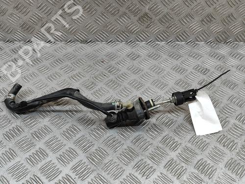 Clutch slave cylinder TOYOTA AURIS Estate (_E18_) 1.4 D-4D (NDE180_) | BP24141495M113 