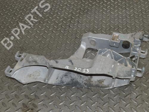 gearbox-mount-land-rover-range-rover-velar-l560-2017-33348997 main image