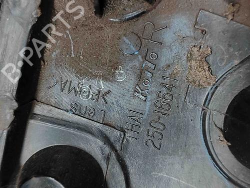 Lampa zderzaka tylnego prawa MITSUBISHI L200 / TRITON (KA_T, KB_T) 2.5 DI-D 4WD (KB4T) | BP27785448C82