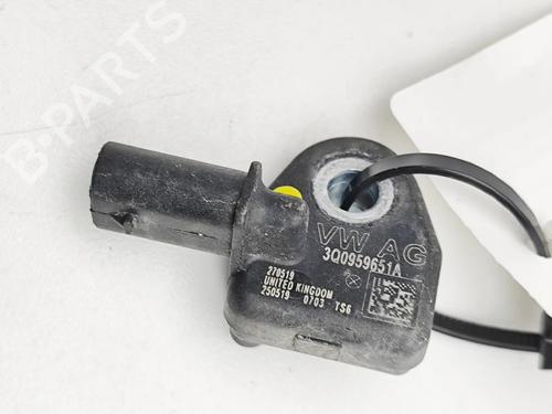 Electronic sensor VW ARTEON (3H7, 3H8) 2.0 TSI | BP38960983M84 - Image 2