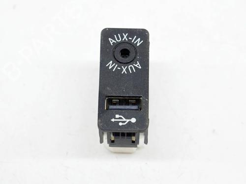 Used Electronic module BMW 2 Coupe (F22, F87) 220 d (184 hp) 8846683