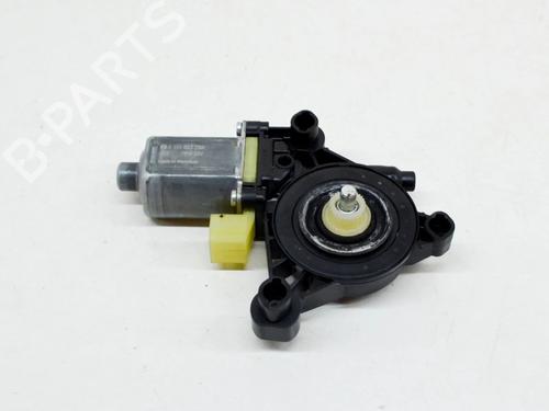 Right front window motor AUDI A4 B9 Avant (8W5, 8WD) 1.4 TFSI | BP8835872E20