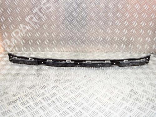 Kofangerbeslag bag TESLA MODEL S (5YJS) 75 (320 hp) 8895255