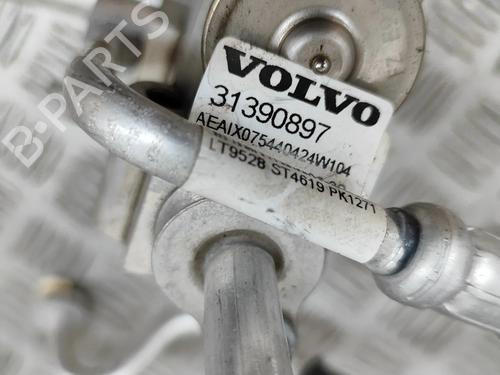 AC pipe VOLVO XC90 II (256) B5 Mild-Hybrid | BP33371779M126  - Image 7