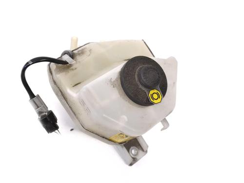 Bremsflüssigkeitsbehälter für TOYOTA PRIUS (_W3_) 1.8 Hybrid (ZVW30) (136 hp) 30281911