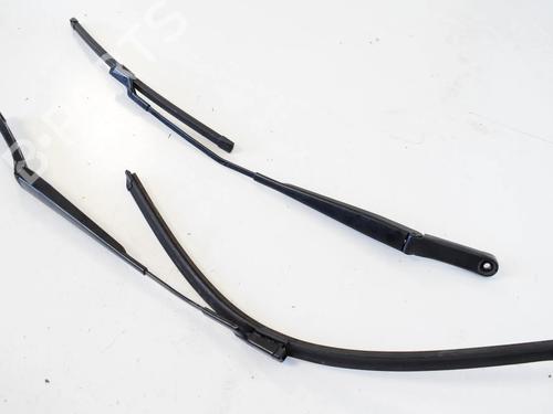 Used Front windshield wiper arm Front windshield wiper arm VW PASSAT B8 (3G2, CB2) 2.0 TDI (190 hp) 33396490 33396490
