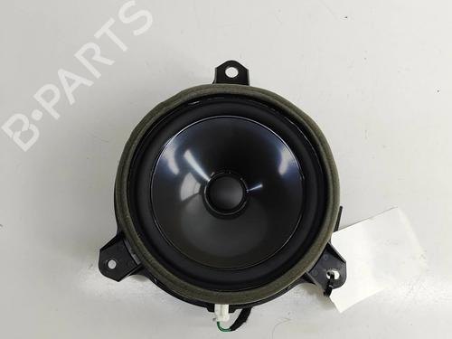 speaker-lexus-ux-_aa1_-_ah1_-_ma1_-2018-27788762 main image