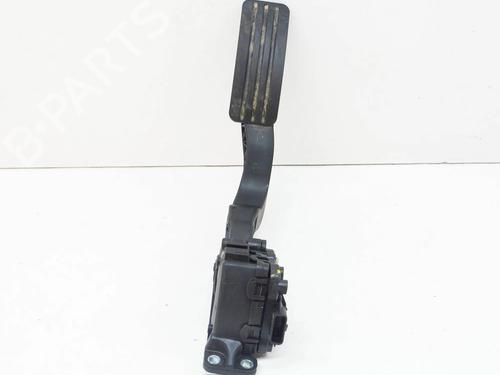 Used Pedal Pedal DACIA SANDERO II 1.2 (75 hp) 8935378 8935378