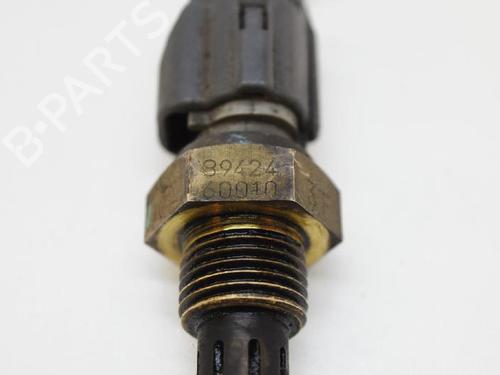 Used Electronic sensor TOYOTA COROLLA Verso (ZER_, ZZE12_, R1_) 2.0 D-4D (CUR10_, CUR10R) (116 hp) 30256291